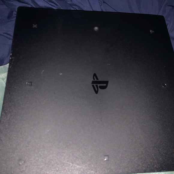 Ps4 pro - Picture 3 of 5